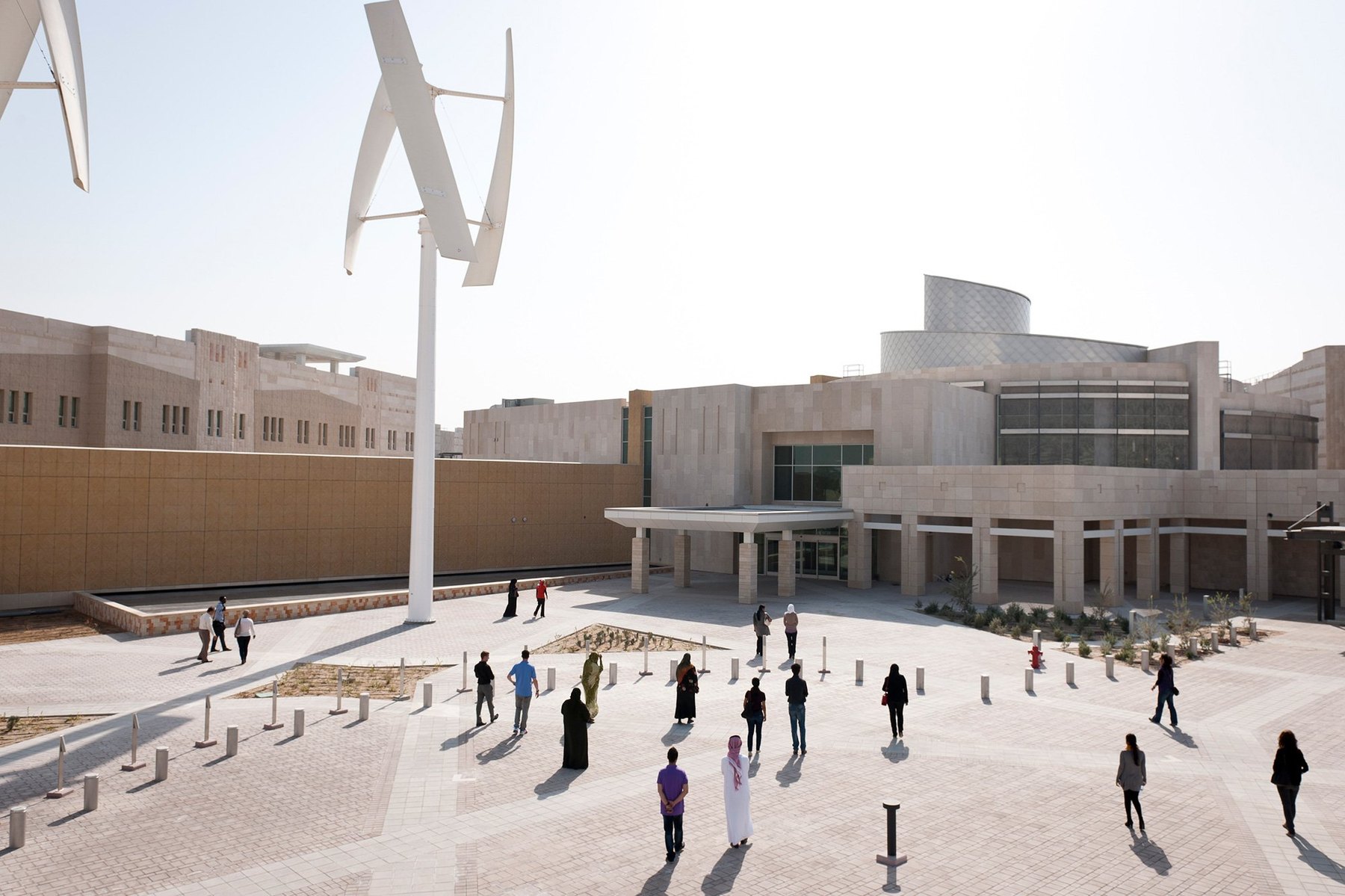 Students on the HBKU campus